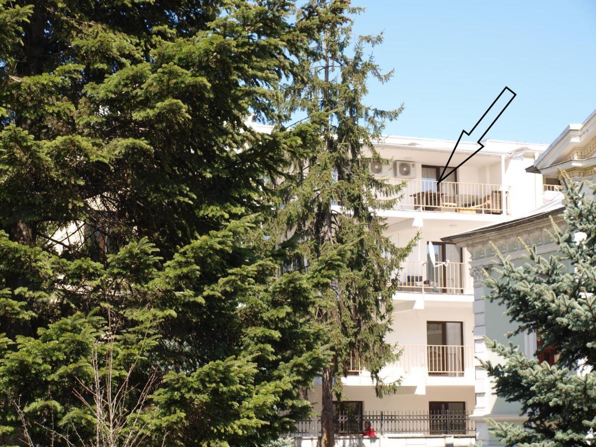 Amavera Apartment Targu Jiu Bagian luar foto