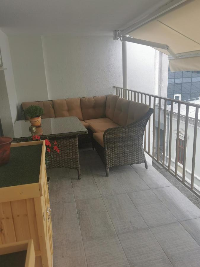 Amavera Apartment Targu Jiu Bagian luar foto